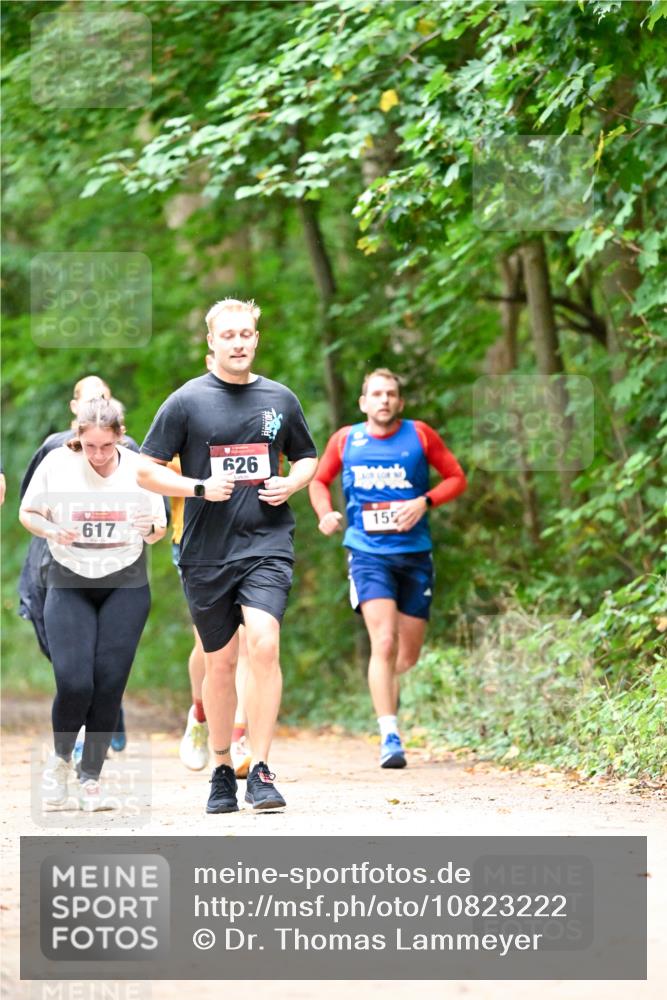 11.10.2026 - Bramfelder Halbmarathon 2026 Dr. Thomas Lammeyer http://msf.ph/oto/10823222 11.10.2026 10:37:47 Laufen 617, 626, 155 meine-sportfotos.de
