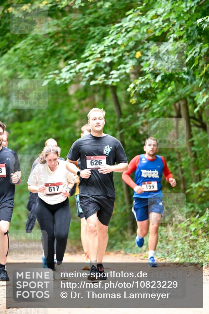 11.10.2026 - Bramfelder Halbmarathon 2026 Dr. Thomas Lammeyer http://msf.ph/oto/10823229 11.10.2026 10:37:48 Laufen 617, 626, 155 meine-sportfotos.de