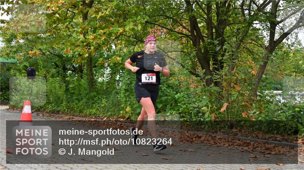 11.10.2026 - Bramfelder Halbmarathon 2026 J. Mangold http://msf.ph/oto/10823264 11.10.2026 10:31:01 Laufen 121, 769 meine-sportfotos.de