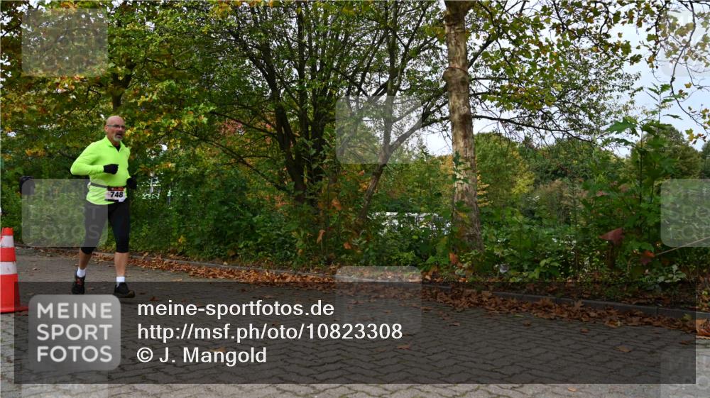 11.10.2026 - Bramfelder Halbmarathon 2026 J. Mangold http://msf.ph/oto/10823308 11.10.2026 10:31:50 Laufen 174, 239, 312, 593, 748 meine-sportfotos.de