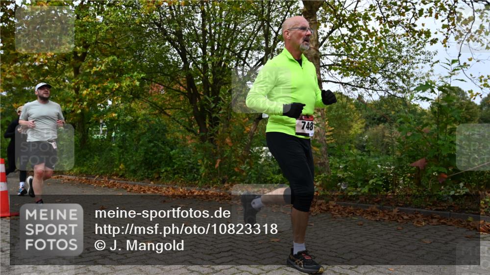 11.10.2026 - Bramfelder Halbmarathon 2026 J. Mangold http://msf.ph/oto/10823318 11.10.2026 10:31:51 Laufen 174, 239, 312, 593, 748 meine-sportfotos.de