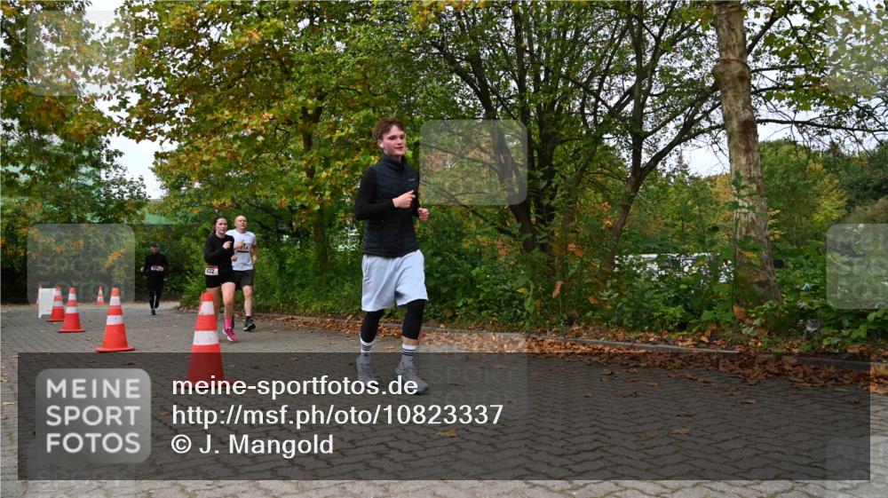 11.10.2026 - Bramfelder Halbmarathon 2026 J. Mangold http://msf.ph/oto/10823337 11.10.2026 10:31:56 Laufen 174, 312, 432, 714, 738, 748 meine-sportfotos.de