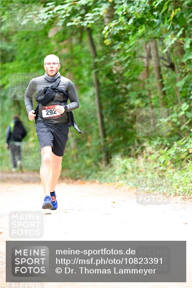 11.10.2026 - Bramfelder Halbmarathon 2026 Dr. Thomas Lammeyer http://msf.ph/oto/10823391 11.10.2026 10:38:14 Laufen 292 meine-sportfotos.de