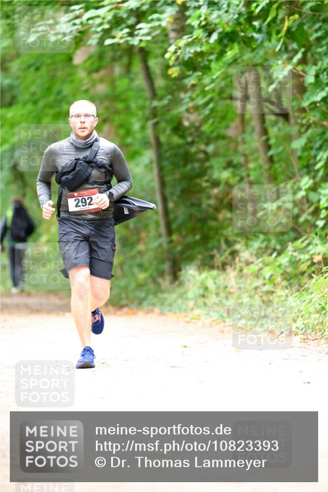 11.10.2026 - Bramfelder Halbmarathon 2026 Dr. Thomas Lammeyer http://msf.ph/oto/10823393 11.10.2026 10:38:15 Laufen 292 meine-sportfotos.de