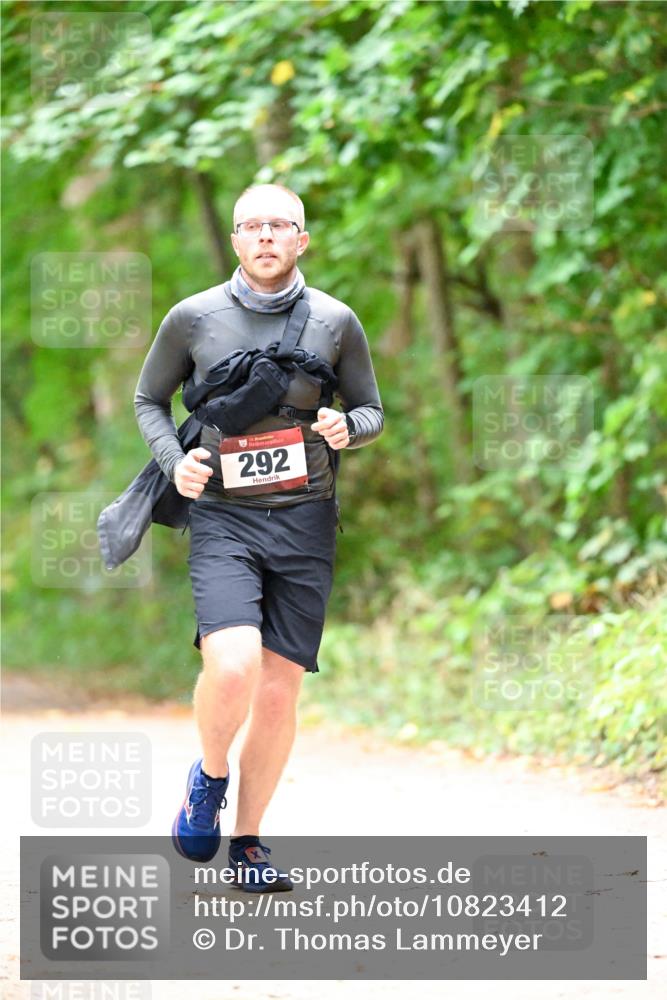 11.10.2026 - Bramfelder Halbmarathon 2026 Dr. Thomas Lammeyer http://msf.ph/oto/10823412 11.10.2026 10:38:16 Laufen 5, 292 meine-sportfotos.de