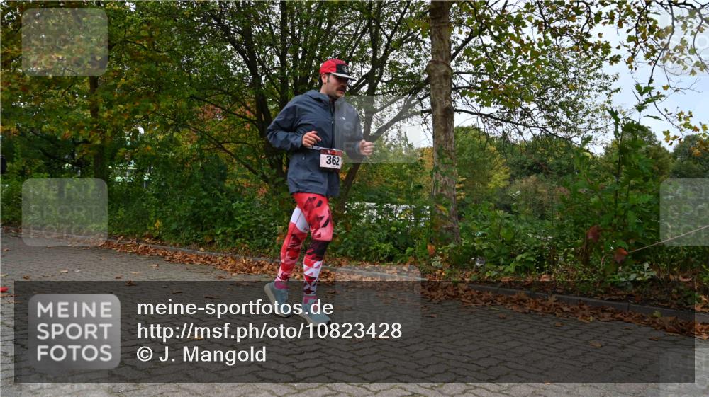 11.10.2026 - Bramfelder Halbmarathon 2026 J. Mangold http://msf.ph/oto/10823428 11.10.2026 10:32:18 Laufen 79, 227, 254, 362 meine-sportfotos.de