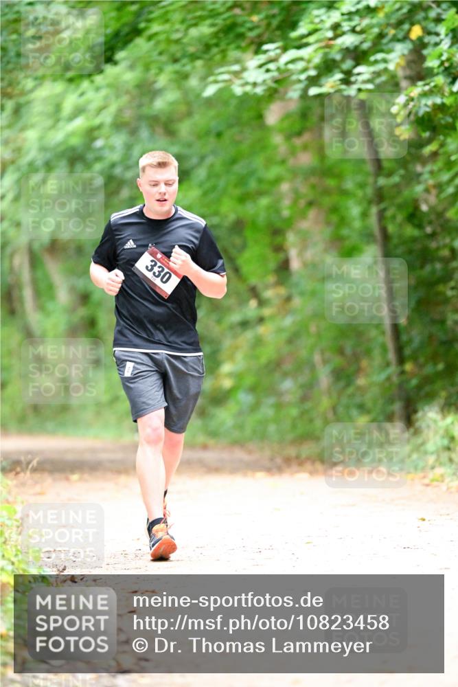 11.10.2026 - Bramfelder Halbmarathon 2026 Dr. Thomas Lammeyer http://msf.ph/oto/10823458 11.10.2026 10:38:27 Laufen 330 meine-sportfotos.de