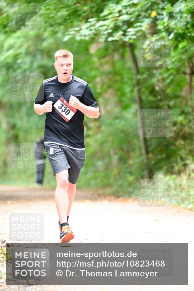 11.10.2026 - Bramfelder Halbmarathon 2026 Dr. Thomas Lammeyer http://msf.ph/oto/10823468 11.10.2026 10:38:27 Laufen 330 meine-sportfotos.de