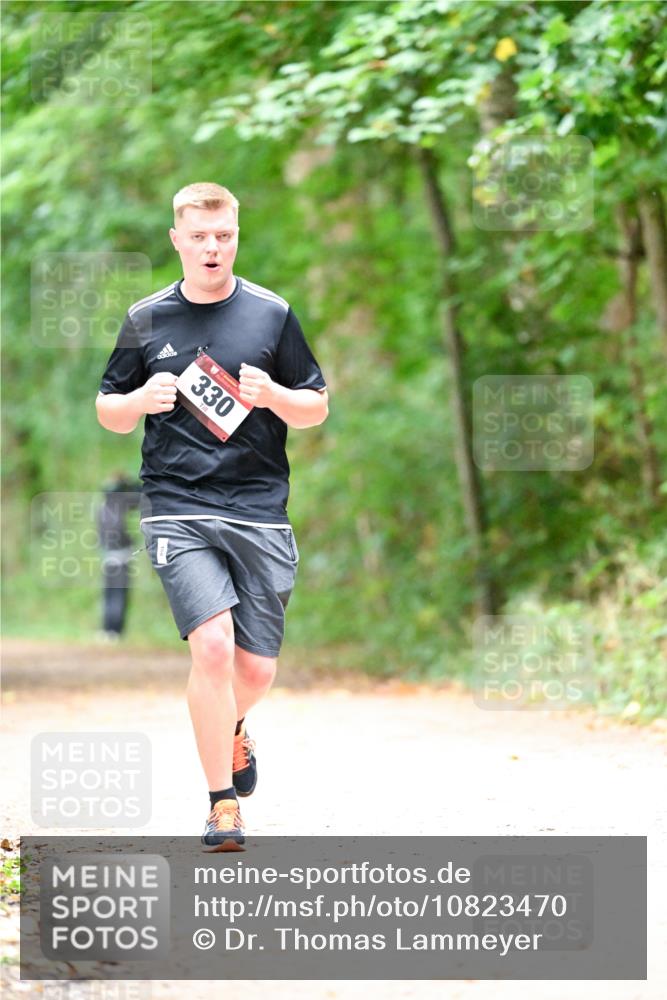 11.10.2026 - Bramfelder Halbmarathon 2026 Dr. Thomas Lammeyer http://msf.ph/oto/10823470 11.10.2026 10:38:28 Laufen 330 meine-sportfotos.de