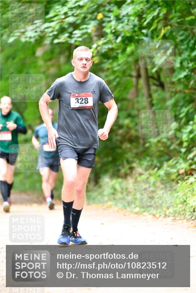 11.10.2026 - Bramfelder Halbmarathon 2026 Dr. Thomas Lammeyer http://msf.ph/oto/10823512 11.10.2026 10:38:40 Laufen 328, 8 meine-sportfotos.de