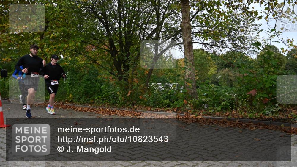 11.10.2026 - Bramfelder Halbmarathon 2026 J. Mangold http://msf.ph/oto/10823543 11.10.2026 10:33:18 Laufen 18, 34, 429, 452, 479, 567, 605, 720 meine-sportfotos.de