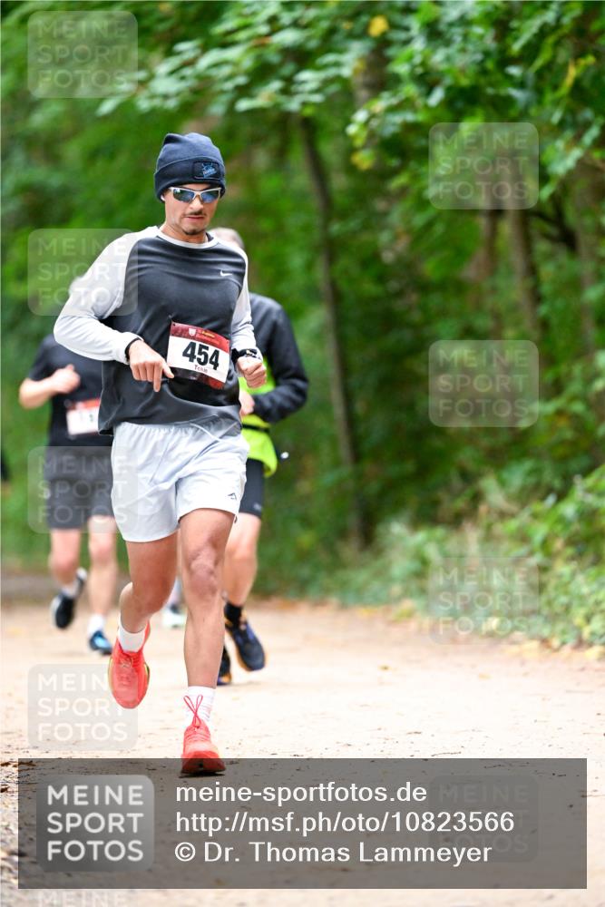 11.10.2026 - Bramfelder Halbmarathon 2026 Dr. Thomas Lammeyer http://msf.ph/oto/10823566 11.10.2026 10:38:45 Laufen 454 meine-sportfotos.de