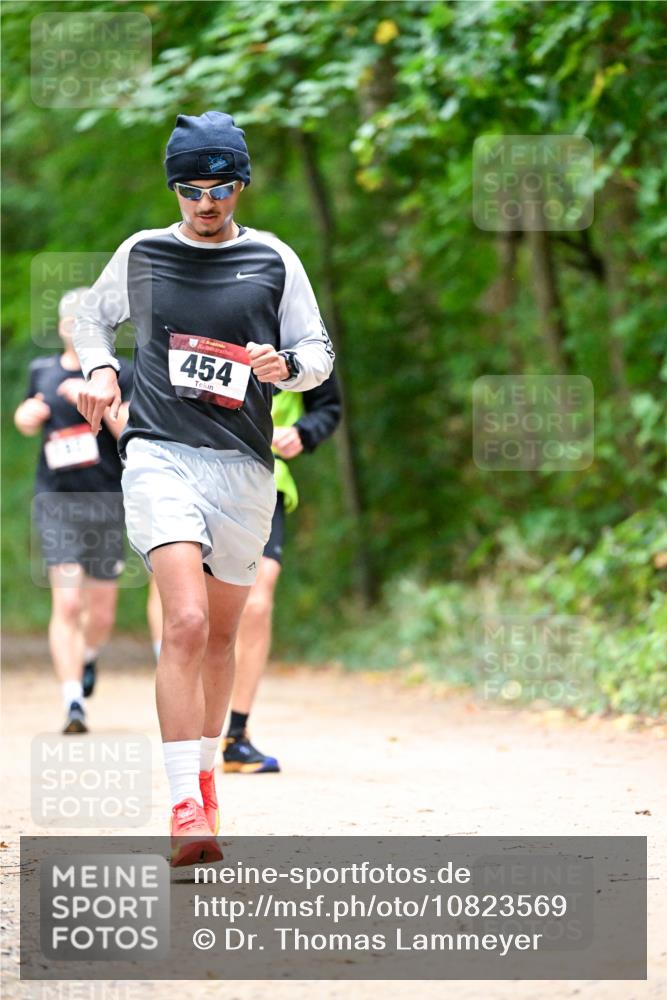 11.10.2026 - Bramfelder Halbmarathon 2026 Dr. Thomas Lammeyer http://msf.ph/oto/10823569 11.10.2026 10:38:45 Laufen 454 meine-sportfotos.de