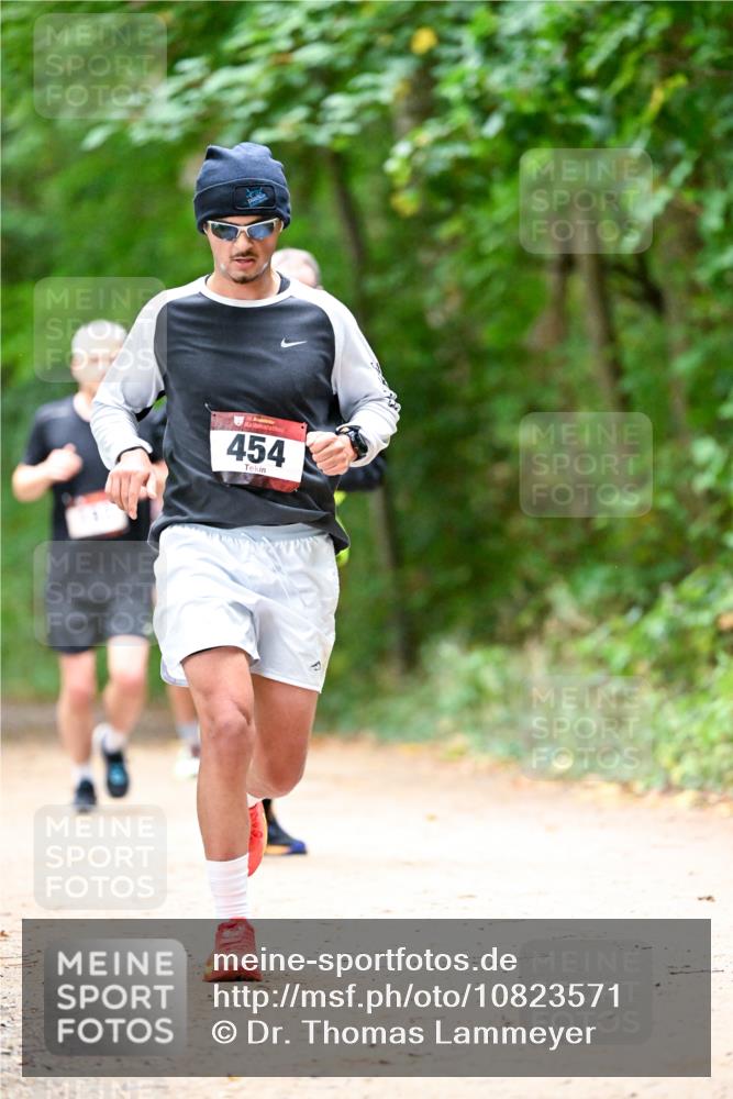 11.10.2026 - Bramfelder Halbmarathon 2026 Dr. Thomas Lammeyer http://msf.ph/oto/10823571 11.10.2026 10:38:46 Laufen 454 meine-sportfotos.de