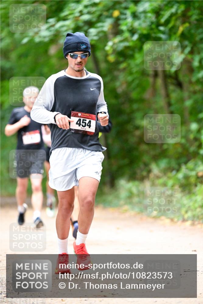 11.10.2026 - Bramfelder Halbmarathon 2026 Dr. Thomas Lammeyer http://msf.ph/oto/10823573 11.10.2026 10:38:46 Laufen 35, 454 meine-sportfotos.de