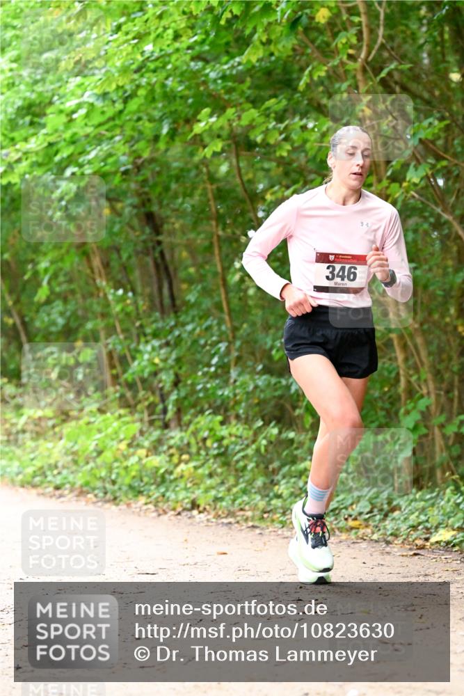 11.10.2026 - Bramfelder Halbmarathon 2026 Dr. Thomas Lammeyer http://msf.ph/oto/10823630 11.10.2026 10:38:51 Laufen 346 meine-sportfotos.de