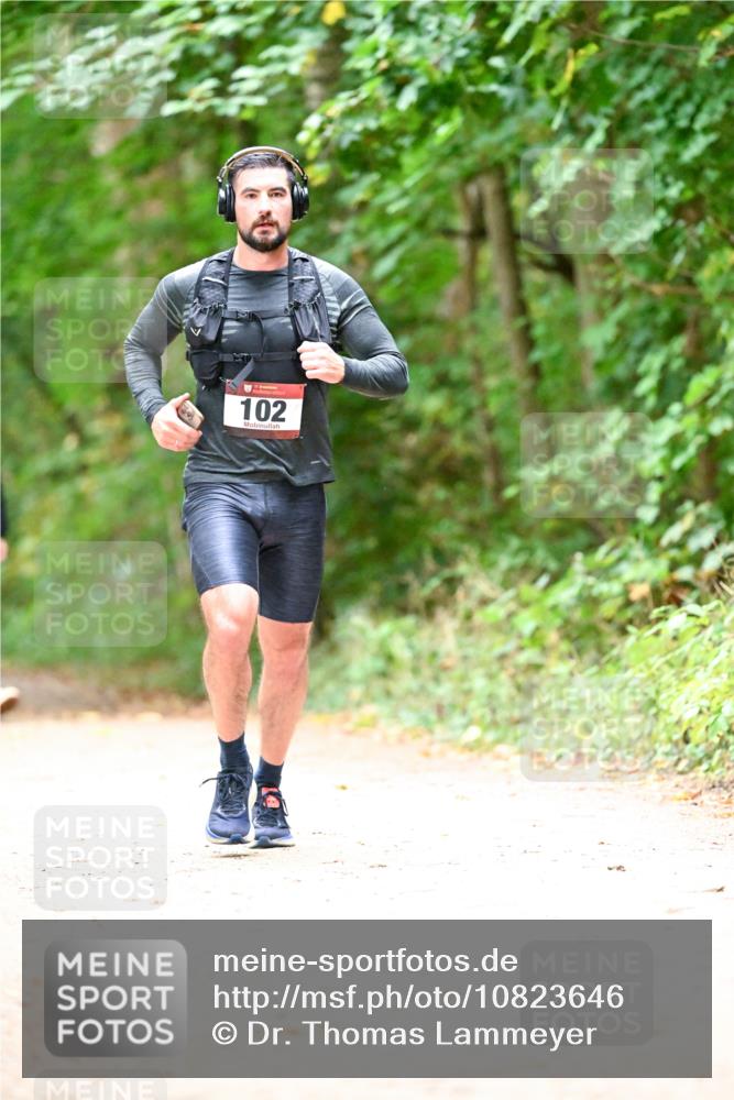 11.10.2026 - Bramfelder Halbmarathon 2026 Dr. Thomas Lammeyer http://msf.ph/oto/10823646 11.10.2026 10:39:10 Laufen 102 meine-sportfotos.de