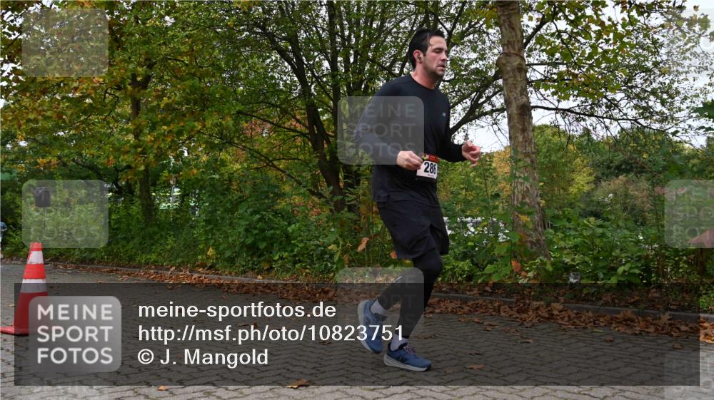 11.10.2026 - Bramfelder Halbmarathon 2026 J. Mangold http://msf.ph/oto/10823751 11.10.2026 10:34:50 Laufen 116, 164, 286, 539 meine-sportfotos.de
