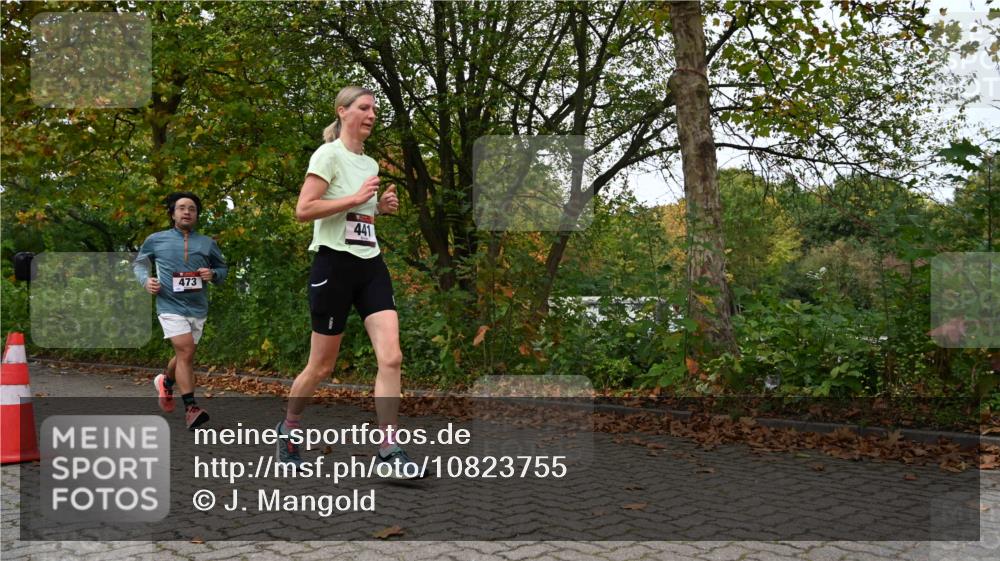 11.10.2026 - Bramfelder Halbmarathon 2026 J. Mangold http://msf.ph/oto/10823755 11.10.2026 10:34:58 Laufen 441, 473 meine-sportfotos.de