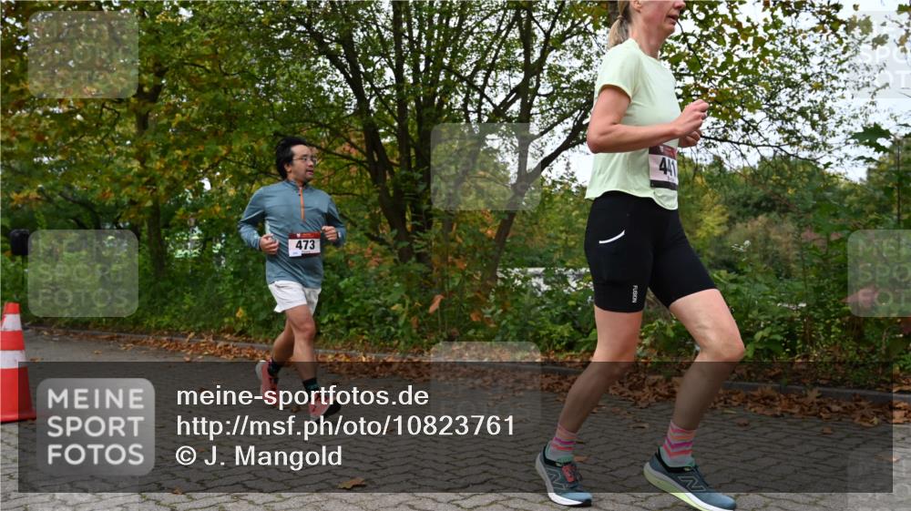 11.10.2026 - Bramfelder Halbmarathon 2026 J. Mangold http://msf.ph/oto/10823761 11.10.2026 10:34:58 Laufen 441, 473 meine-sportfotos.de