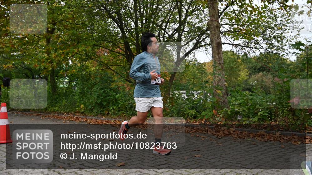 11.10.2026 - Bramfelder Halbmarathon 2026 J. Mangold http://msf.ph/oto/10823763 11.10.2026 10:34:59 Laufen 193, 441, 473 meine-sportfotos.de