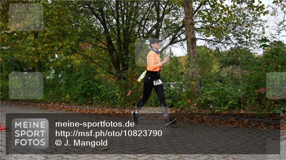 11.10.2026 - Bramfelder Halbmarathon 2026 J. Mangold http://msf.ph/oto/10823790 11.10.2026 10:35:09 Laufen 193, 218 meine-sportfotos.de