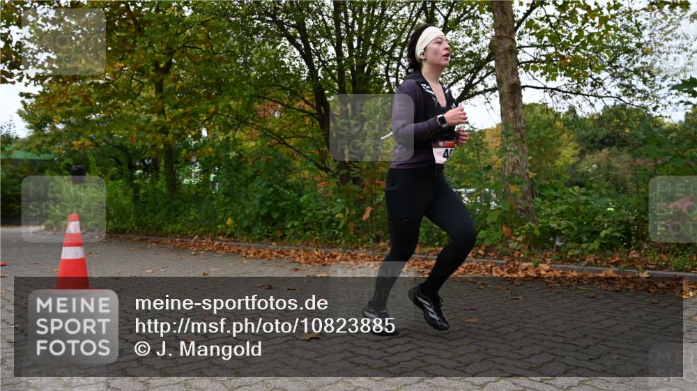 11.10.2026 - Bramfelder Halbmarathon 2026 J. Mangold http://msf.ph/oto/10823885 11.10.2026 10:36:14 Laufen 40 meine-sportfotos.de