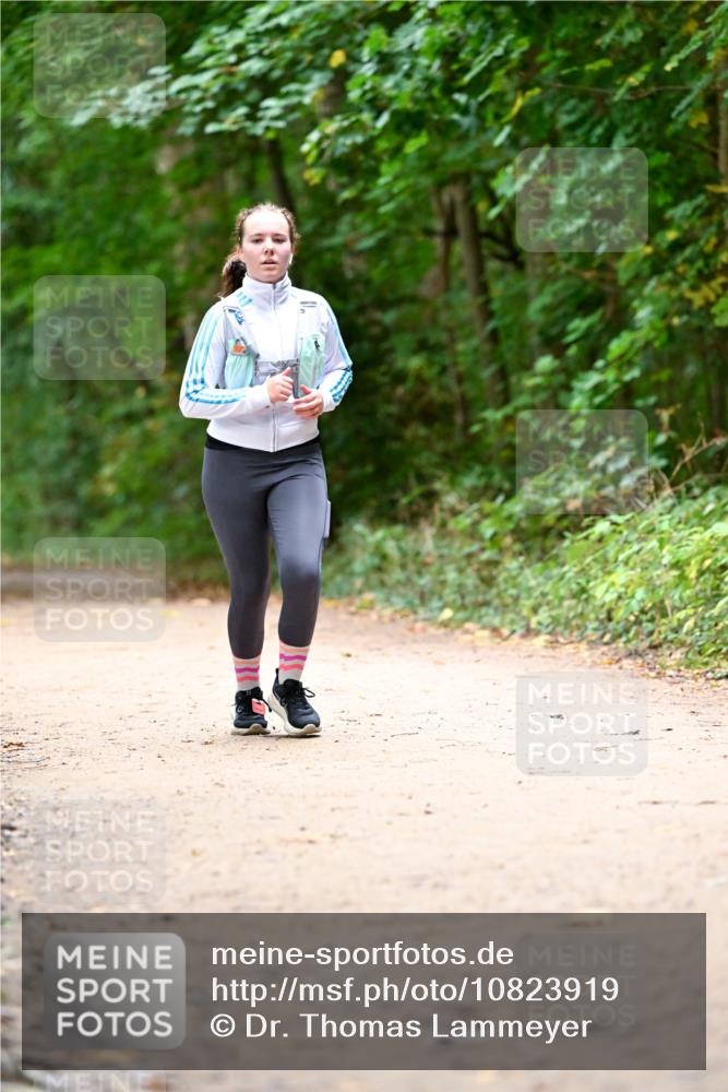 11.10.2026 - Bramfelder Halbmarathon 2026 Dr. Thomas Lammeyer http://msf.ph/oto/10823919 11.10.2026 10:39:44 Laufen  meine-sportfotos.de