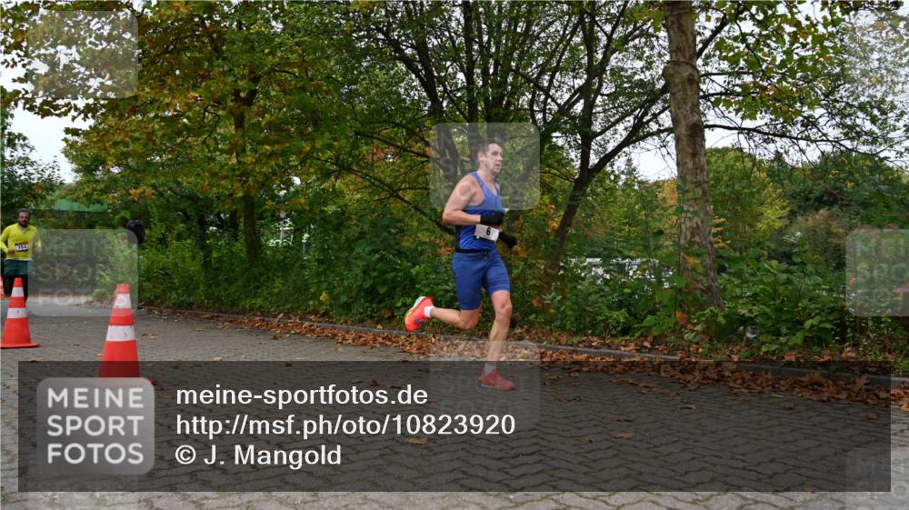 11.10.2026 - Bramfelder Halbmarathon 2026 J. Mangold http://msf.ph/oto/10823920 11.10.2026 10:36:43 Laufen 6, 371, 392, 560 meine-sportfotos.de