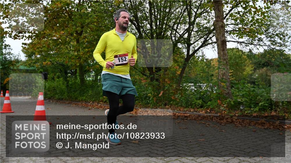 11.10.2026 - Bramfelder Halbmarathon 2026 J. Mangold http://msf.ph/oto/10823933 11.10.2026 10:36:48 Laufen 6 meine-sportfotos.de