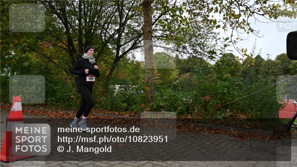 11.10.2026 - Bramfelder Halbmarathon 2026 J. Mangold http://msf.ph/oto/10823951 11.10.2026 10:37:24 Laufen 495 meine-sportfotos.de