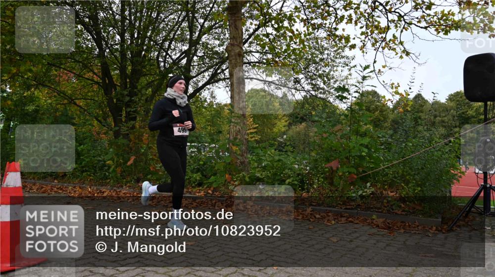 11.10.2026 - Bramfelder Halbmarathon 2026 J. Mangold http://msf.ph/oto/10823952 11.10.2026 10:37:25 Laufen 495 meine-sportfotos.de