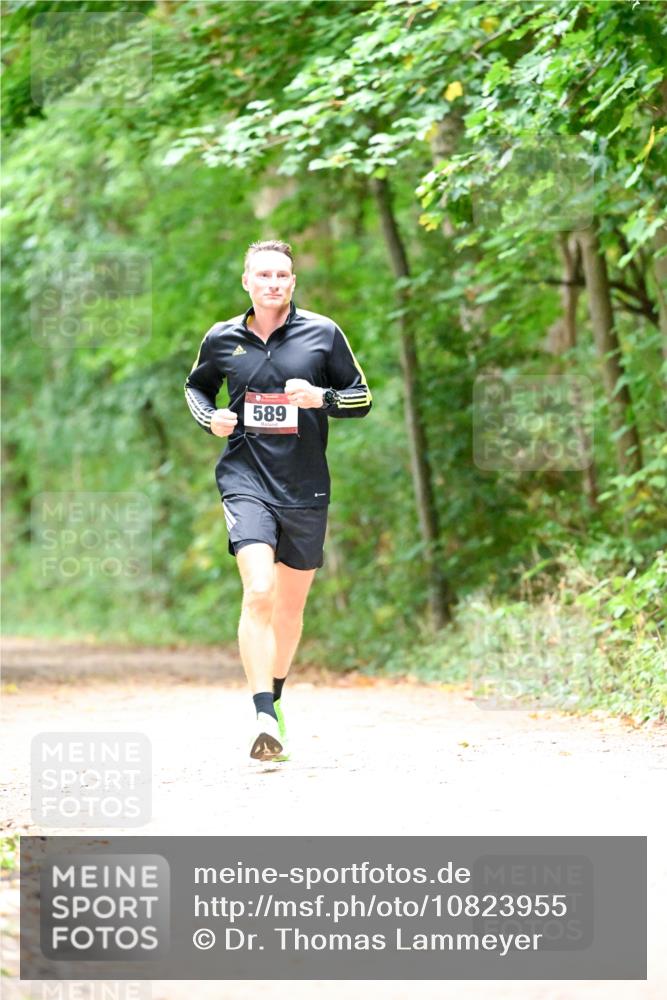 11.10.2026 - Bramfelder Halbmarathon 2026 Dr. Thomas Lammeyer http://msf.ph/oto/10823955 11.10.2026 10:39:56 Laufen 589 meine-sportfotos.de