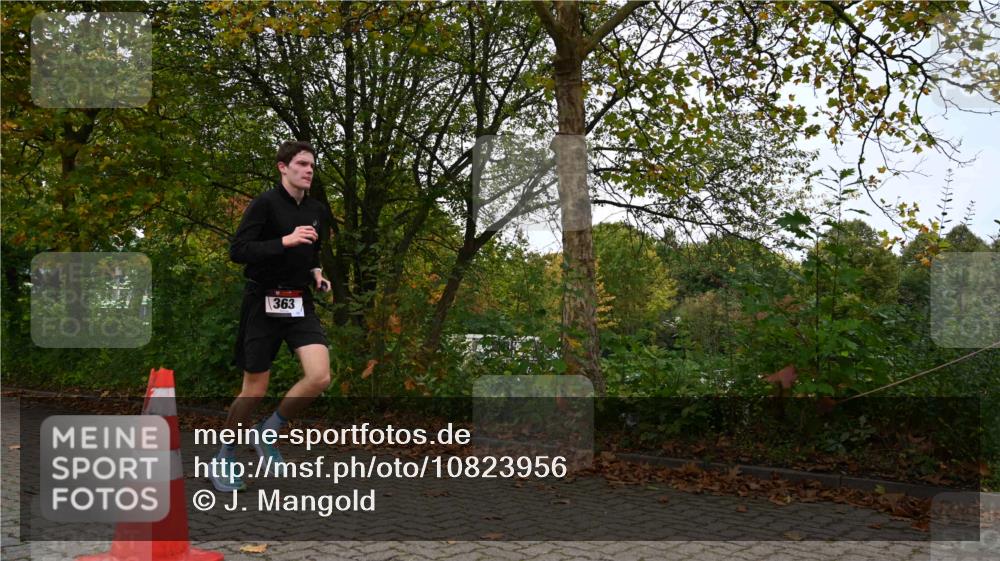 11.10.2026 - Bramfelder Halbmarathon 2026 J. Mangold http://msf.ph/oto/10823956 11.10.2026 10:37:36 Laufen 191, 363, 607 meine-sportfotos.de