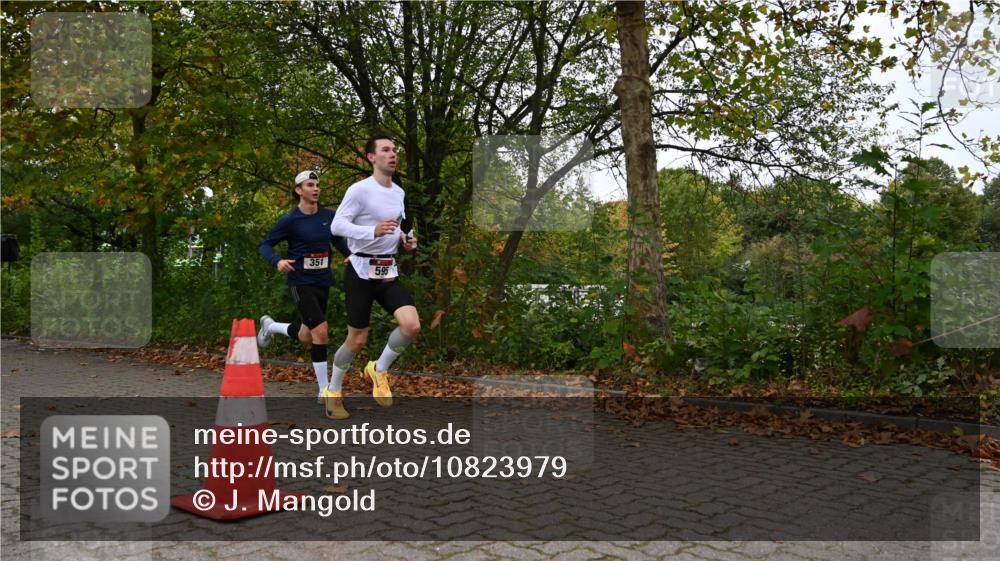 11.10.2026 - Bramfelder Halbmarathon 2026 J. Mangold http://msf.ph/oto/10823979 11.10.2026 10:37:49 Laufen 351, 595 meine-sportfotos.de