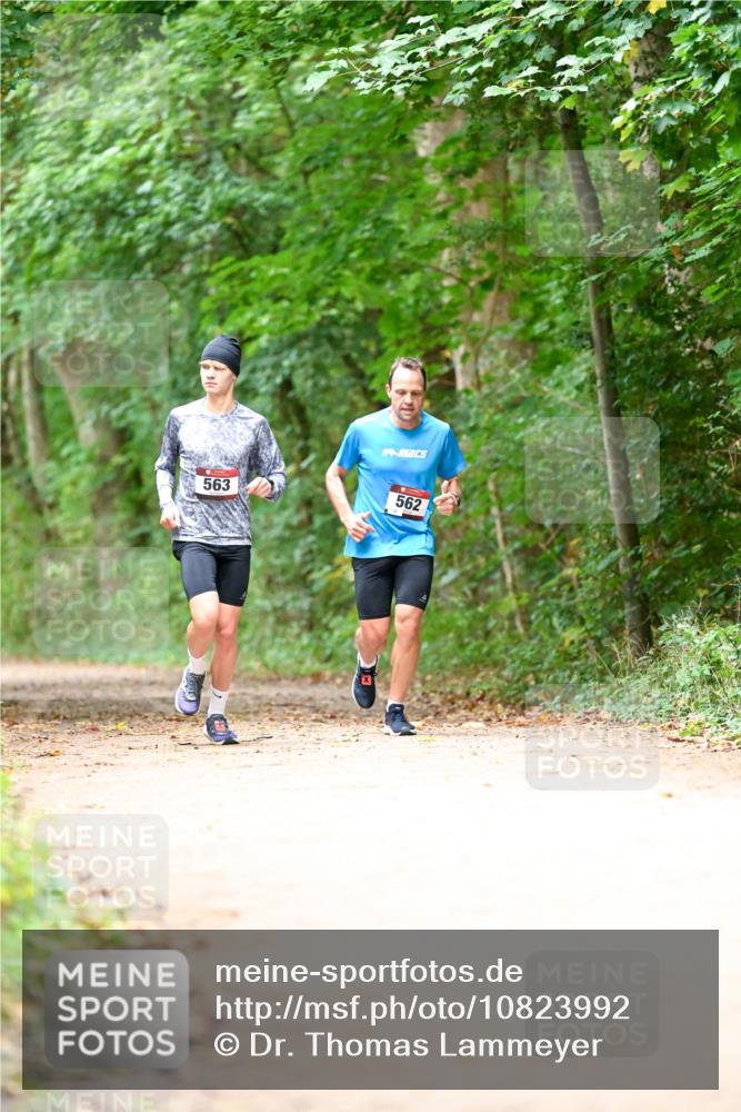 11.10.2026 - Bramfelder Halbmarathon 2026 Dr. Thomas Lammeyer http://msf.ph/oto/10823992 11.10.2026 10:40:03 Laufen 563, 562 meine-sportfotos.de