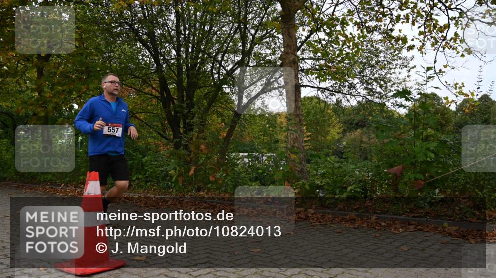 11.10.2026 - Bramfelder Halbmarathon 2026 J. Mangold http://msf.ph/oto/10824013 11.10.2026 10:38:43 Laufen 557 meine-sportfotos.de