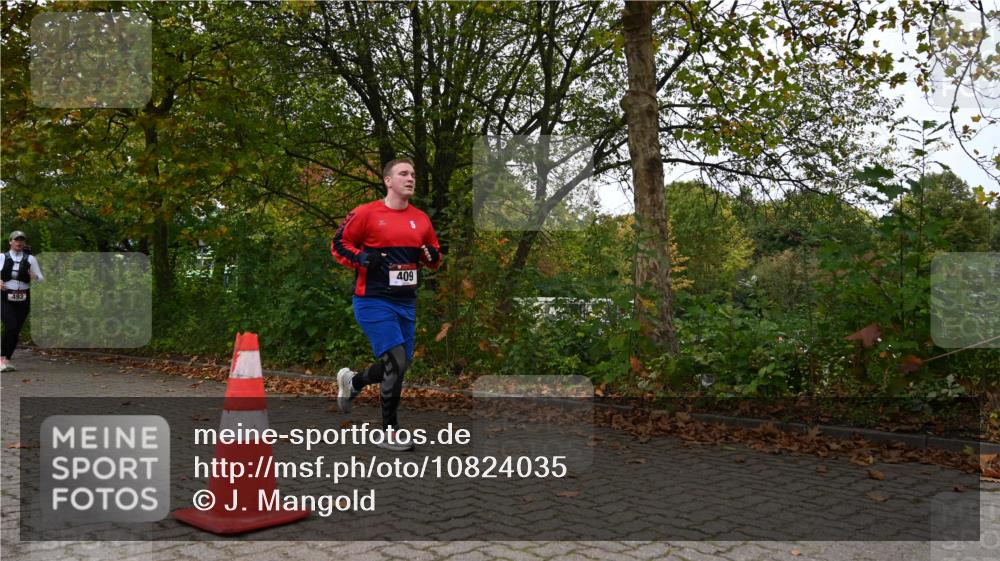 11.10.2026 - Bramfelder Halbmarathon 2026 J. Mangold http://msf.ph/oto/10824035 11.10.2026 10:39:05 Laufen 355, 409, 493 meine-sportfotos.de