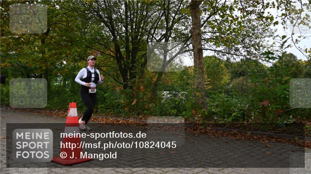 11.10.2026 - Bramfelder Halbmarathon 2026 J. Mangold http://msf.ph/oto/10824045 11.10.2026 10:39:07 Laufen 409, 493 meine-sportfotos.de