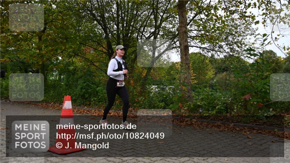 11.10.2026 - Bramfelder Halbmarathon 2026 J. Mangold http://msf.ph/oto/10824049 11.10.2026 10:39:08 Laufen 409, 493 meine-sportfotos.de
