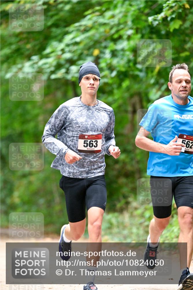 11.10.2026 - Bramfelder Halbmarathon 2026 Dr. Thomas Lammeyer http://msf.ph/oto/10824050 11.10.2026 10:40:08 Laufen 35, 563, 562 meine-sportfotos.de