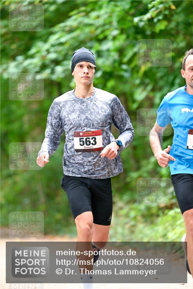 11.10.2026 - Bramfelder Halbmarathon 2026 Dr. Thomas Lammeyer http://msf.ph/oto/10824056 11.10.2026 10:40:08 Laufen 35, 563 meine-sportfotos.de