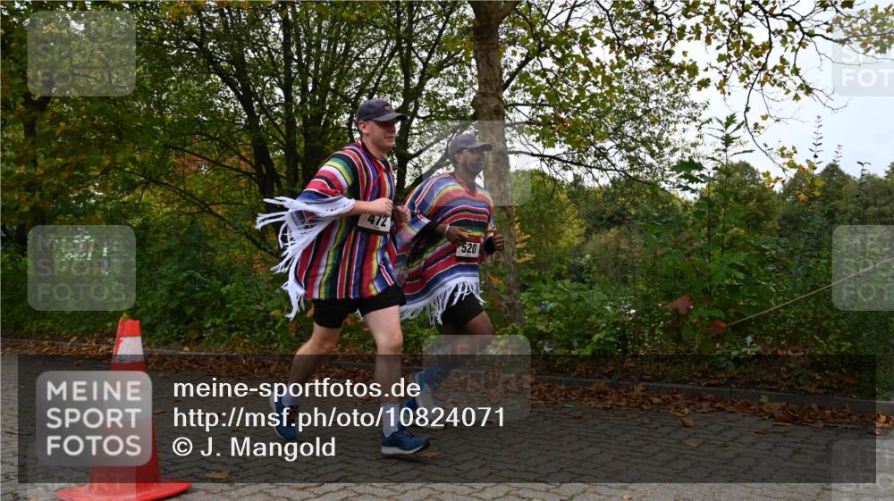11.10.2026 - Bramfelder Halbmarathon 2026 J. Mangold http://msf.ph/oto/10824071 11.10.2026 10:39:42 Laufen 472, 520 meine-sportfotos.de