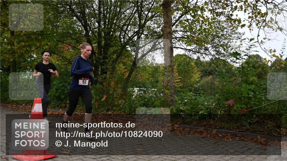 11.10.2026 - Bramfelder Halbmarathon 2026 J. Mangold http://msf.ph/oto/10824090 11.10.2026 10:40:06 Laufen 52, 506 meine-sportfotos.de