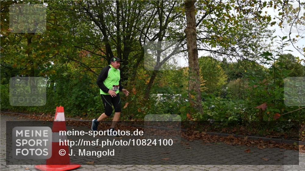 11.10.2026 - Bramfelder Halbmarathon 2026 J. Mangold http://msf.ph/oto/10824100 11.10.2026 10:40:15 Laufen 12, 170, 796 meine-sportfotos.de