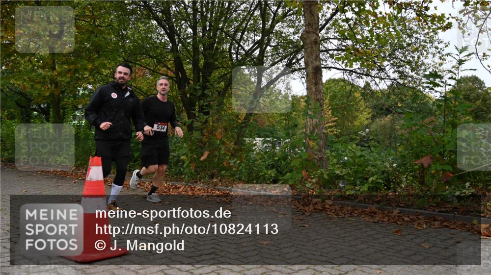 11.10.2026 - Bramfelder Halbmarathon 2026 J. Mangold http://msf.ph/oto/10824113 11.10.2026 10:40:31 Laufen 534, 649 meine-sportfotos.de