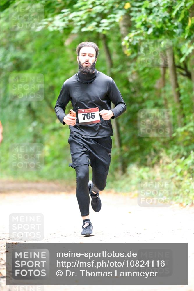 11.10.2026 - Bramfelder Halbmarathon 2026 Dr. Thomas Lammeyer http://msf.ph/oto/10824116 11.10.2026 10:41:18 Laufen 766 meine-sportfotos.de
