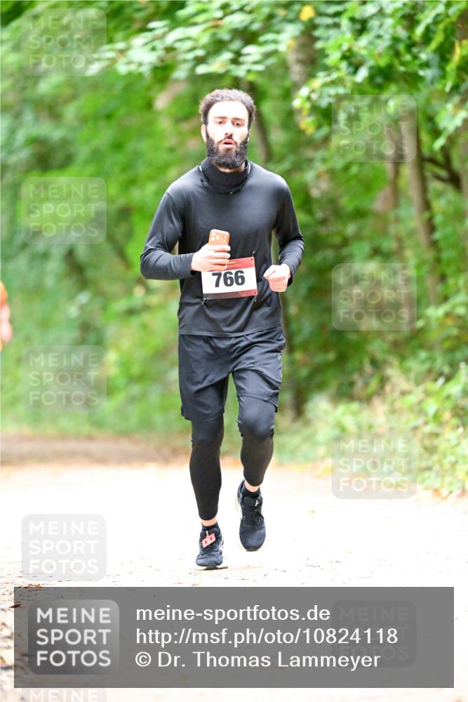 11.10.2026 - Bramfelder Halbmarathon 2026 Dr. Thomas Lammeyer http://msf.ph/oto/10824118 11.10.2026 10:41:18 Laufen 766 meine-sportfotos.de