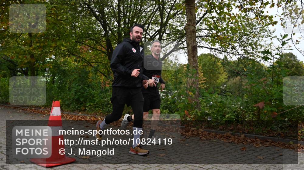 11.10.2026 - Bramfelder Halbmarathon 2026 J. Mangold http://msf.ph/oto/10824119 11.10.2026 10:40:31 Laufen 534, 649 meine-sportfotos.de