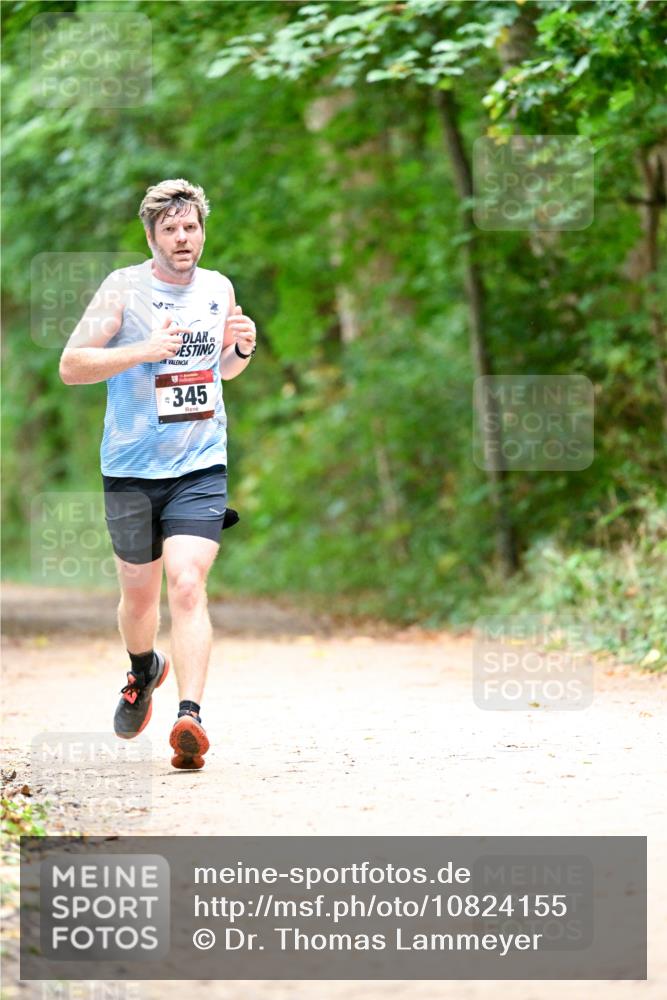 11.10.2026 - Bramfelder Halbmarathon 2026 Dr. Thomas Lammeyer http://msf.ph/oto/10824155 11.10.2026 10:41:30 Laufen 345 meine-sportfotos.de